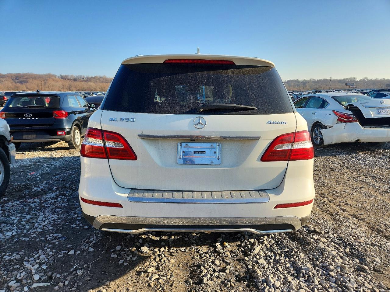 2012 Mercedes-benz Ml 350 4matic White vin: 4JGDA5HB8CA026826