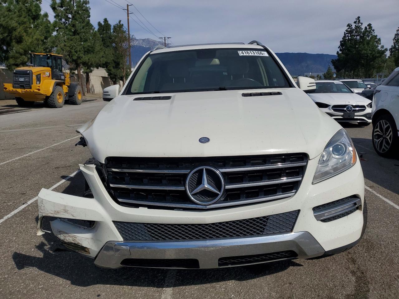 2012 Mercedes-benz Ml 350 4matic White vin: 4JGDA5HB8CA039043