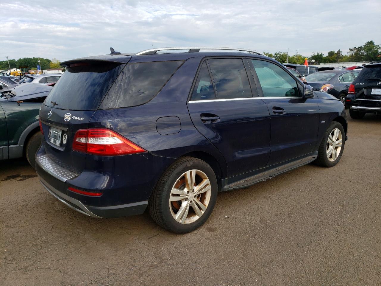 2012 Mercedes-benz Ml 350 4matic Blue vin: 4JGDA5HB8CA088100