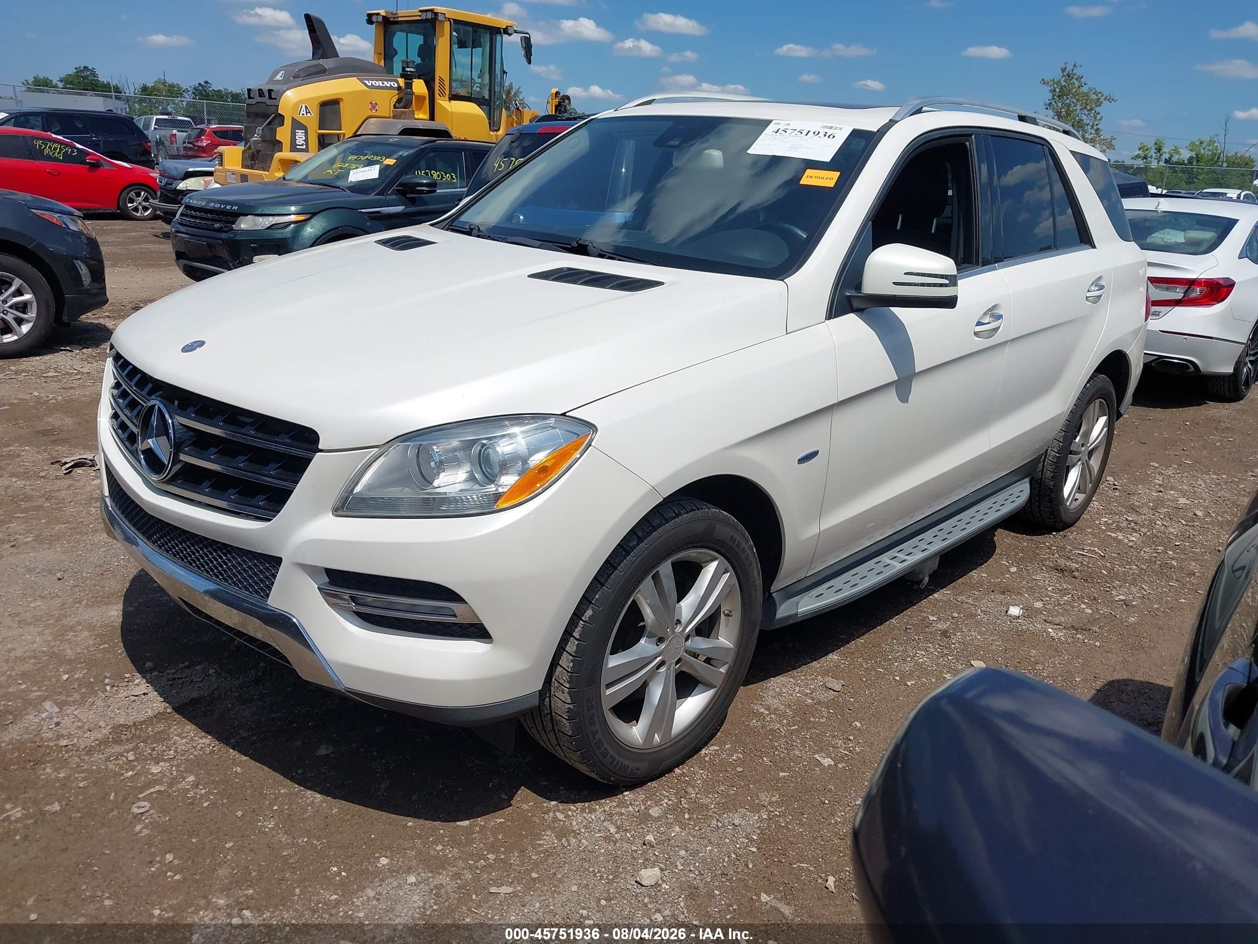 2012 Mercedes-benz Ml 350 4matic White vin: 4JGDA5HB8CA094625