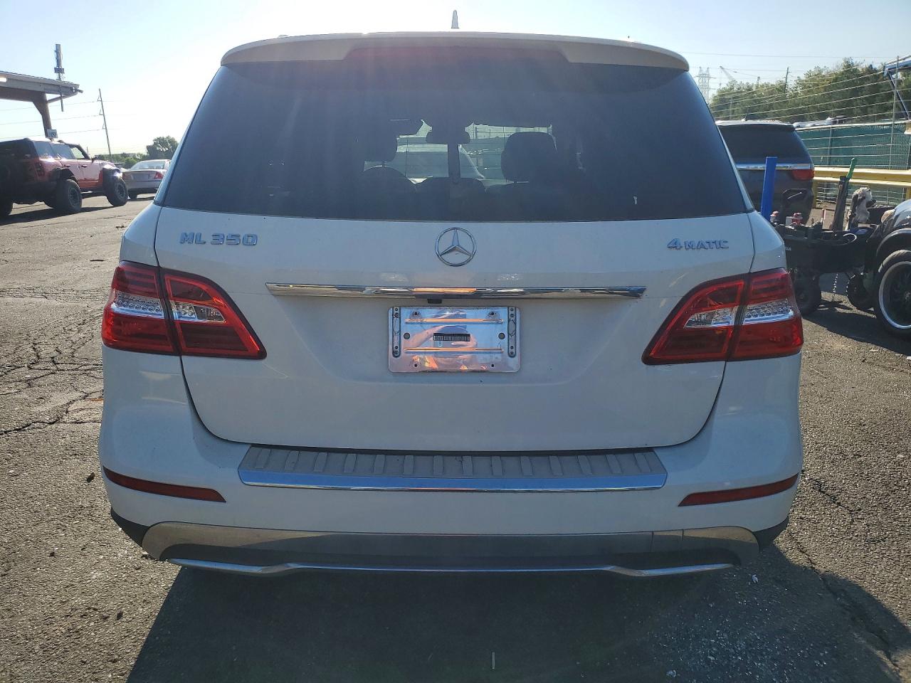 2013 Mercedes-benz Ml 350 4matic Белый vin: 4JGDA5HB8DA126104