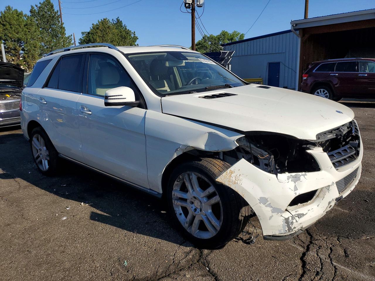 2013 Mercedes-benz Ml 350 4matic Белый vin: 4JGDA5HB8DA126104