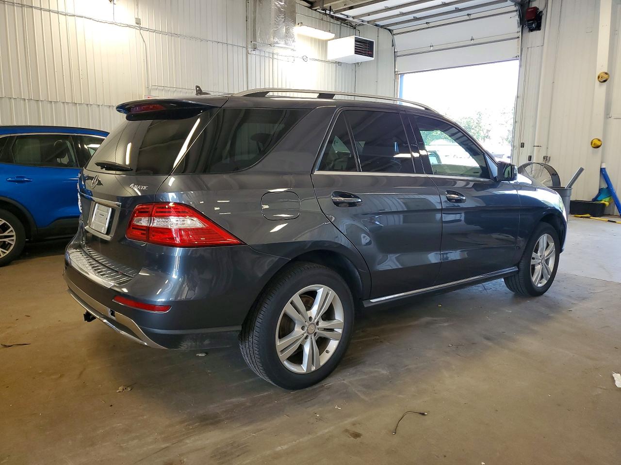 2013 Mercedes-benz Ml 350 4matic Gray vin: 4JGDA5HB8DA174153