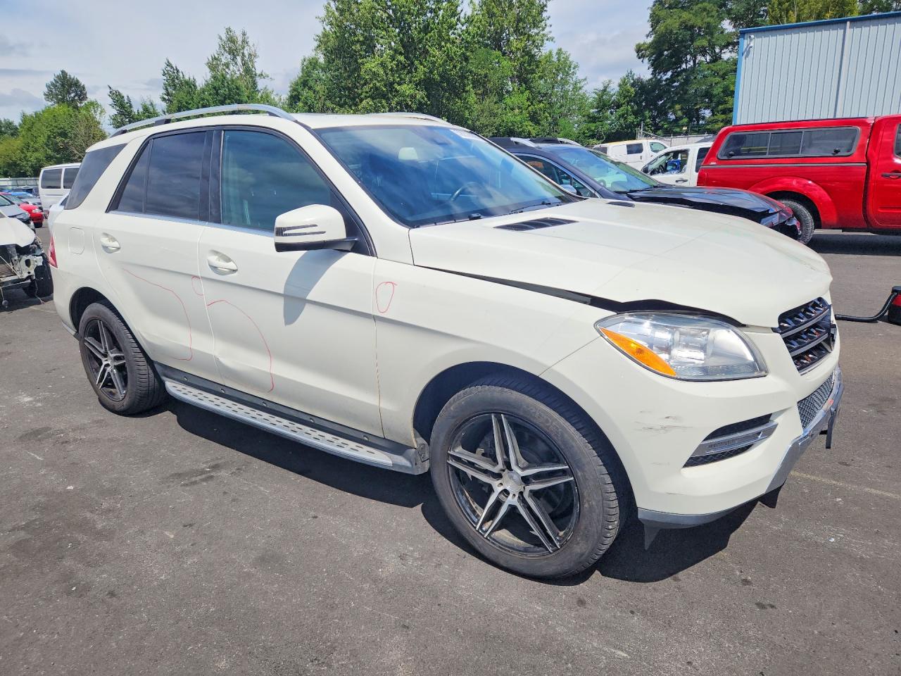 2013 Mercedes-benz Ml 350 4matic White vin: 4JGDA5HB8DA255704