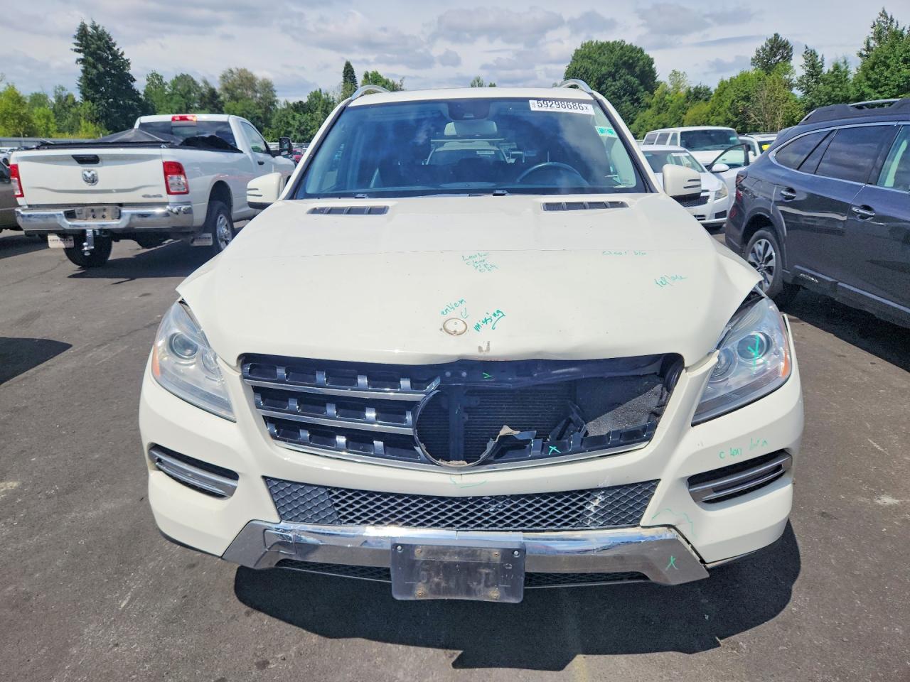 2013 Mercedes-benz Ml 350 4matic White vin: 4JGDA5HB8DA255704