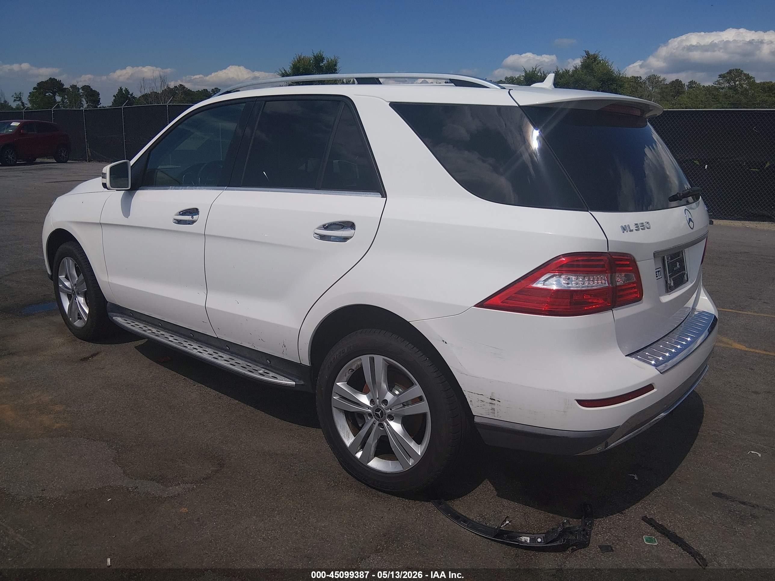 2014 Mercedes-benz Ml 350 4matic Белый vin: 4JGDA5HB8EA279616