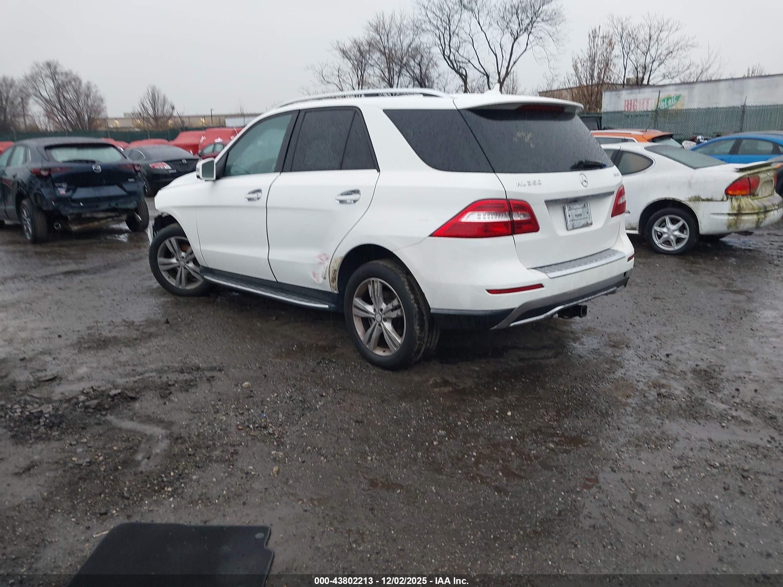 2014 Mercedes-benz Ml 350 4matic White vin: 4JGDA5HB8EA363368