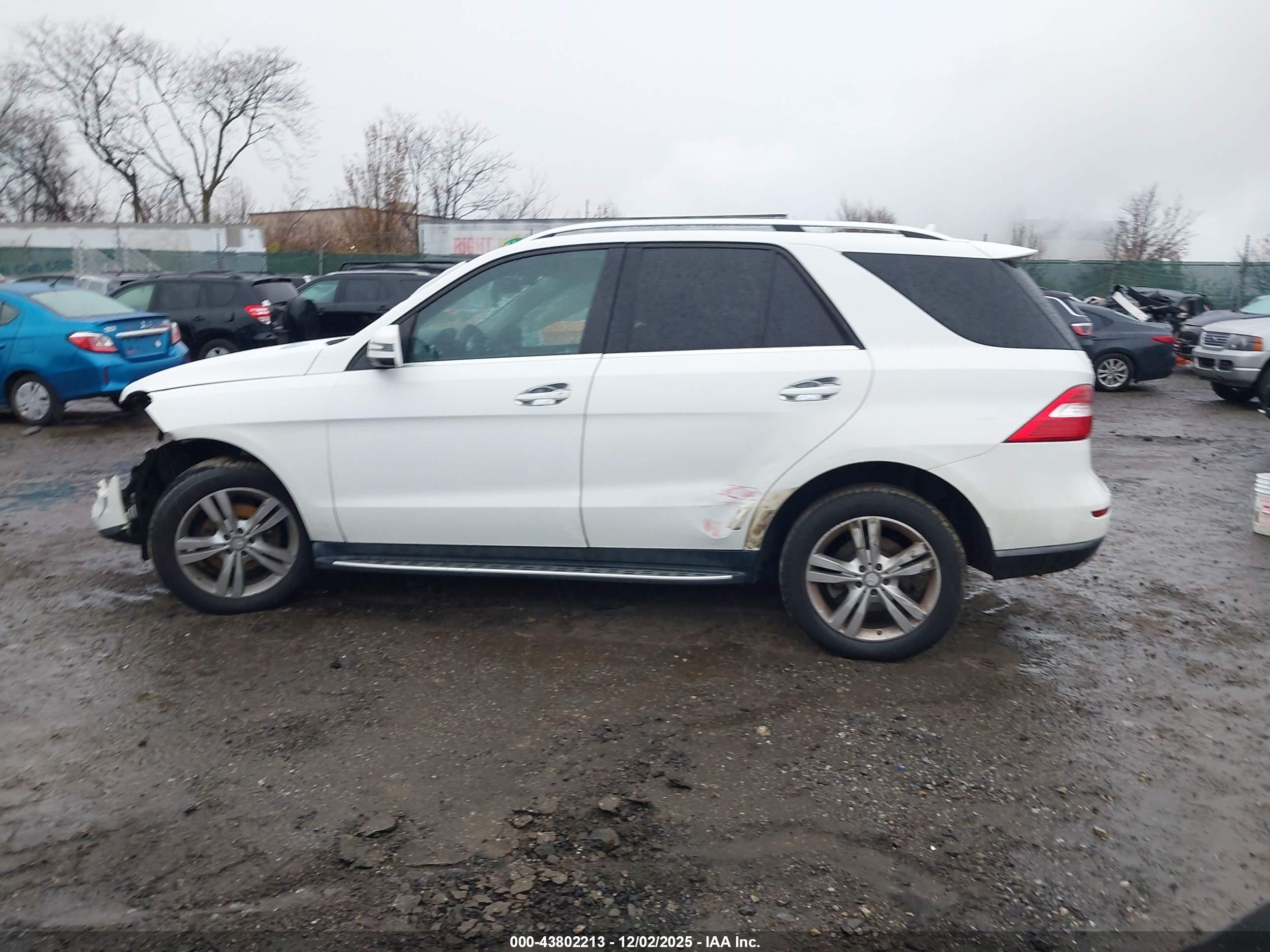 2014 Mercedes-benz Ml 350 4matic White vin: 4JGDA5HB8EA363368