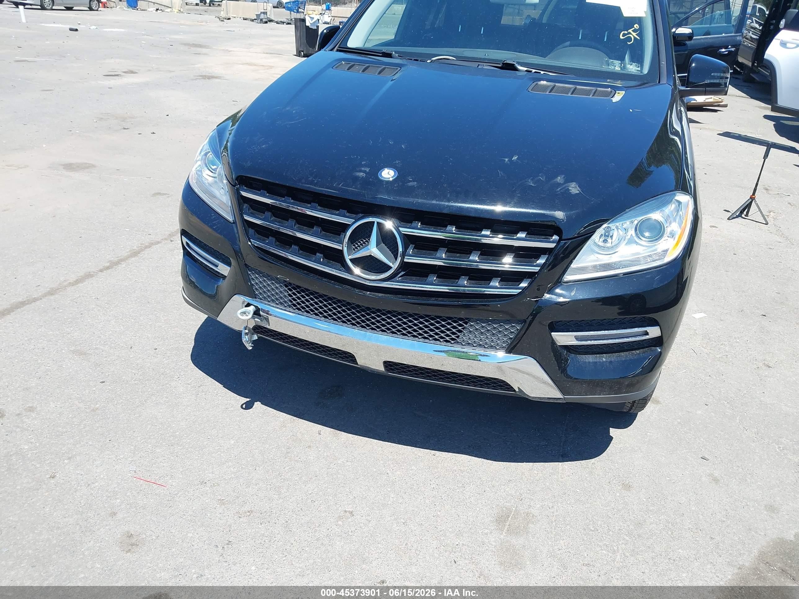 2014 Mercedes-benz Ml 350 4matic Черный vin: 4JGDA5HB8EA398329