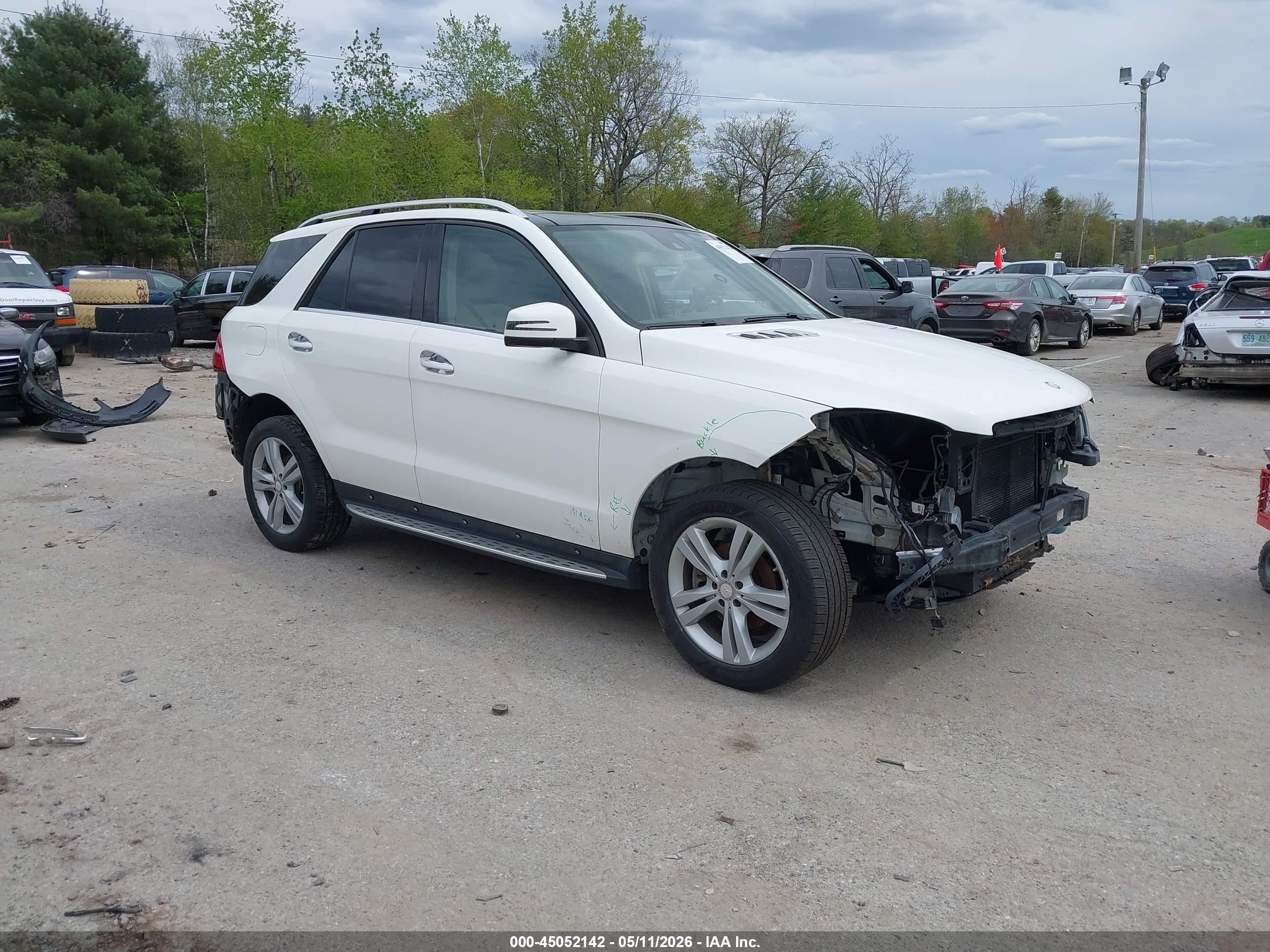 2014 Mercedes-benz Ml 350 4matic Белый vin: 4JGDA5HB8EA406462