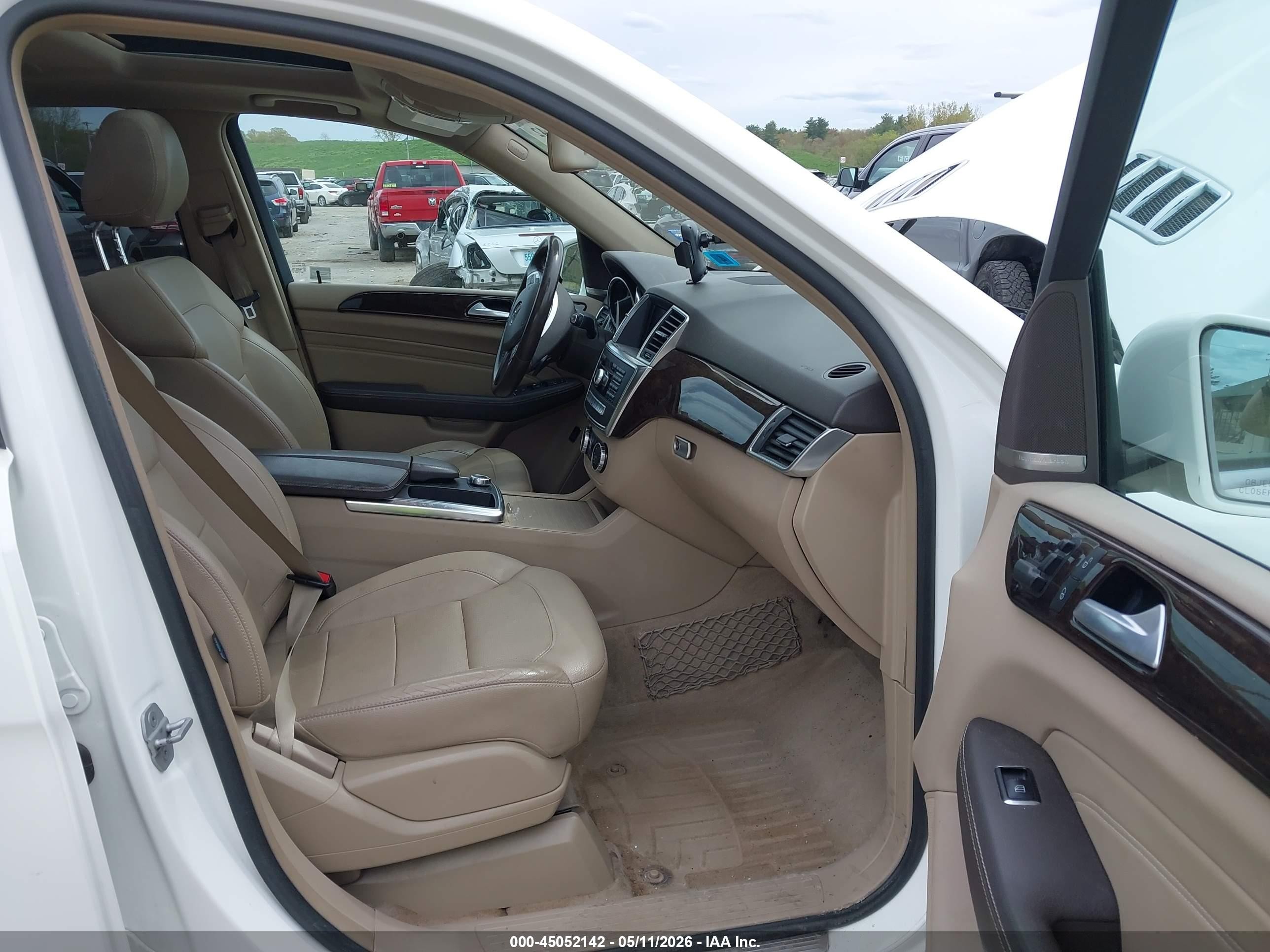 2014 Mercedes-benz Ml 350 4matic White vin: 4JGDA5HB8EA406462