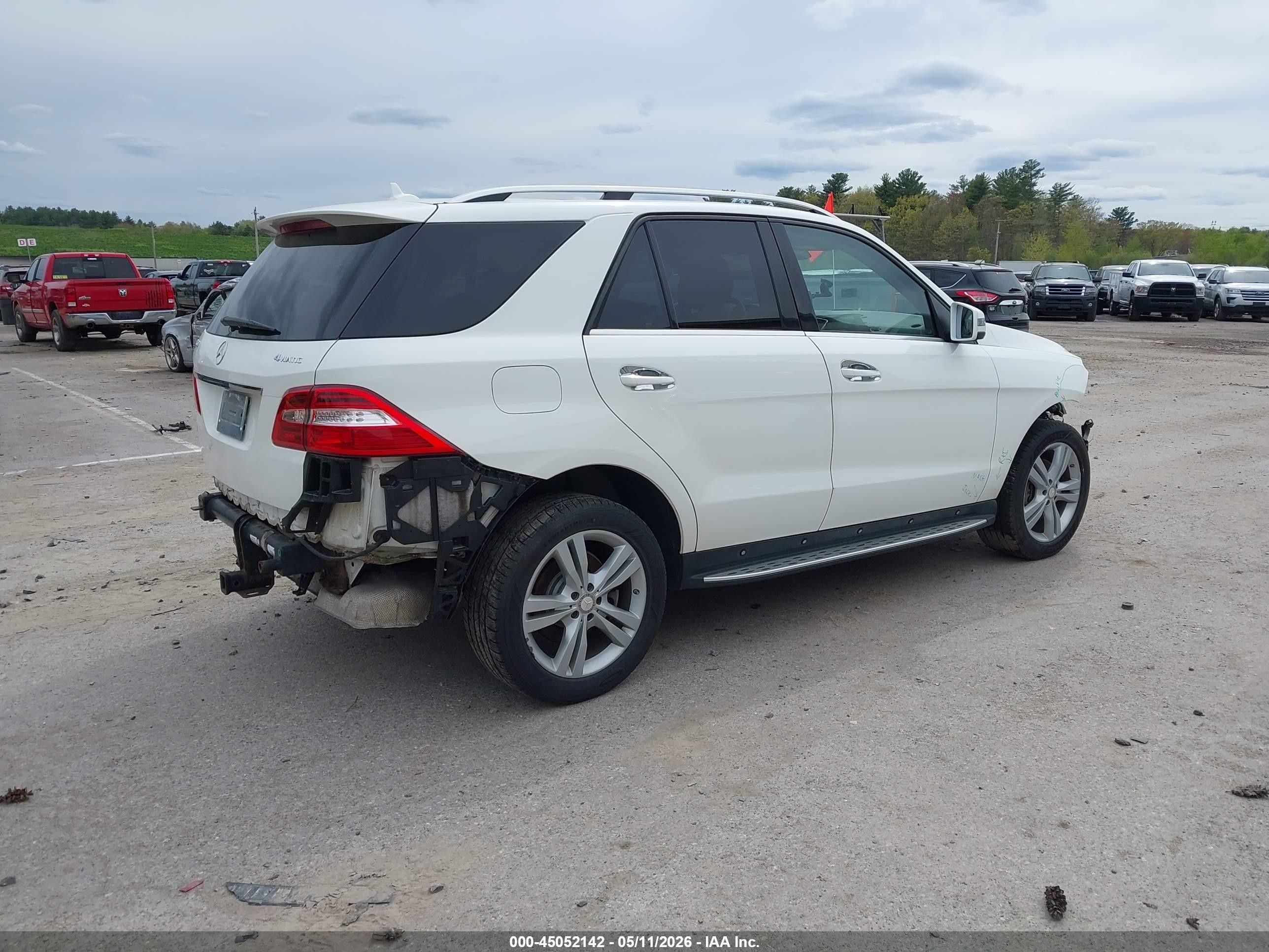 2014 Mercedes-benz Ml 350 4matic White vin: 4JGDA5HB8EA406462