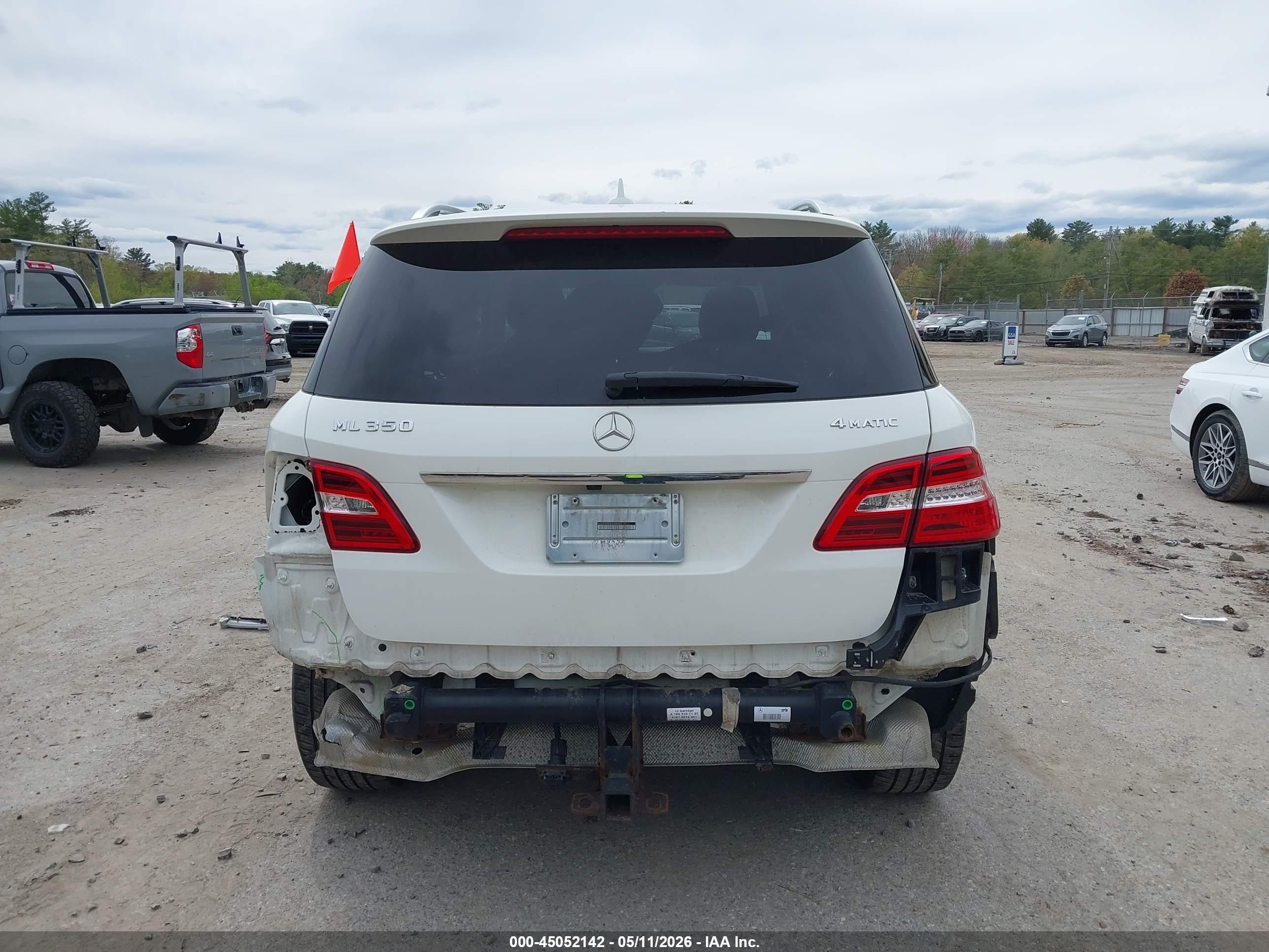 2014 Mercedes-benz Ml 350 4matic White vin: 4JGDA5HB8EA406462