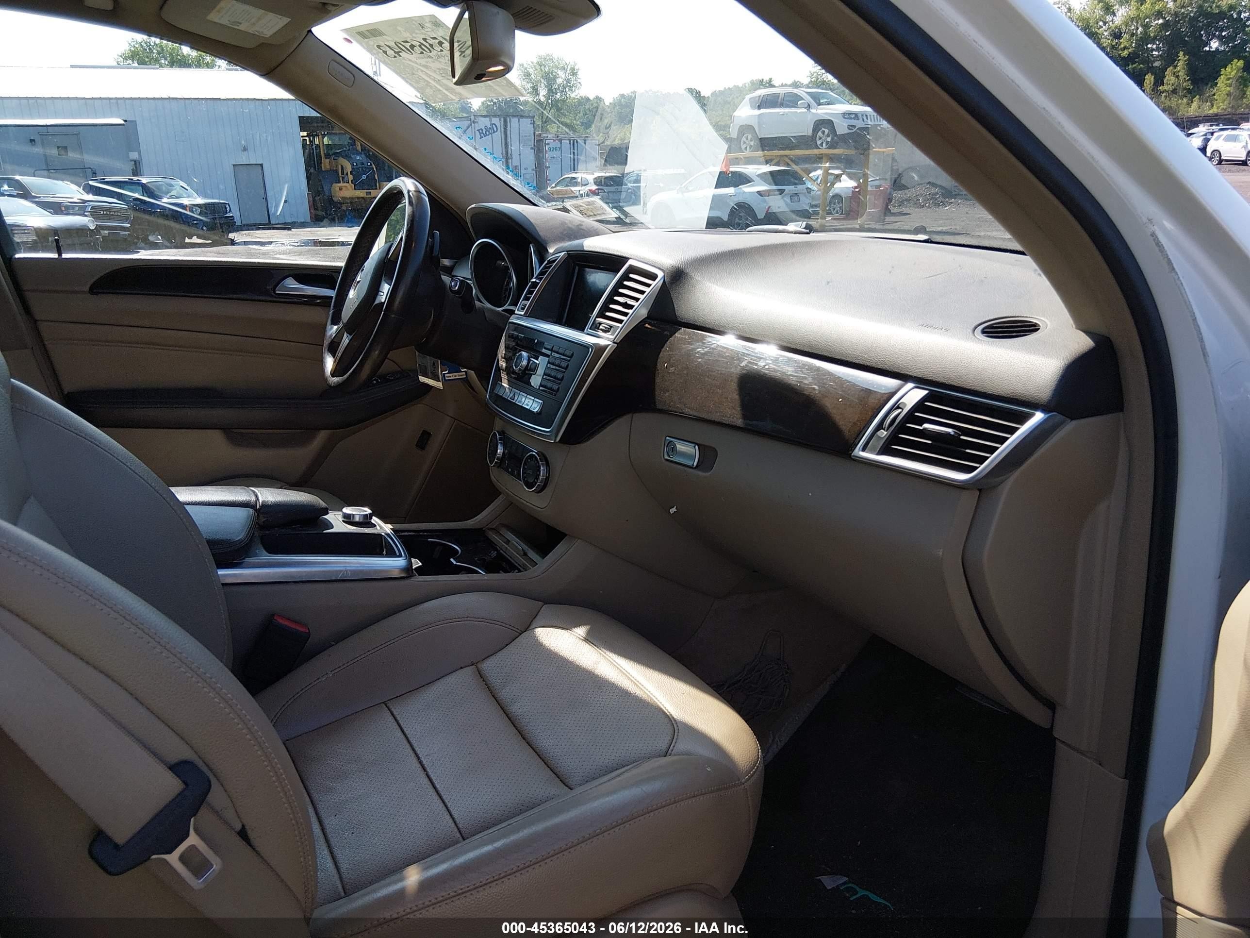 2014 Mercedes-benz Ml 350 4matic White vin: 4JGDA5HB8EA413153