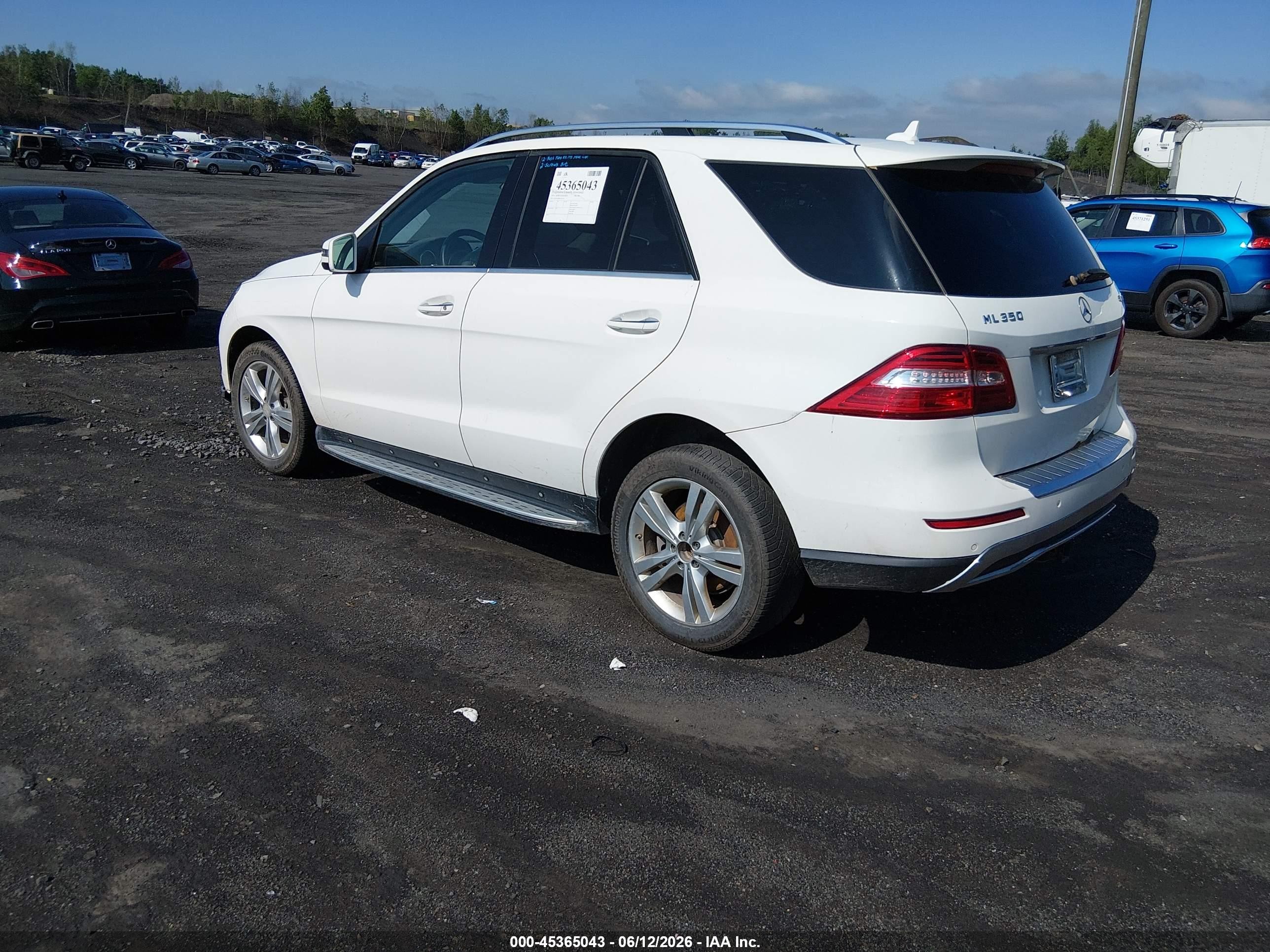 2014 Mercedes-benz Ml 350 4matic White vin: 4JGDA5HB8EA413153