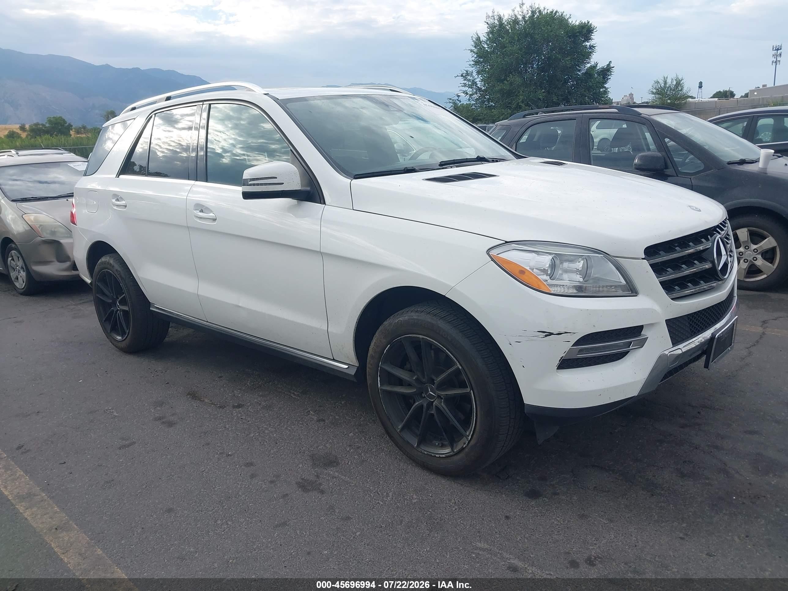 2014 Mercedes-benz Ml 350 4matic White vin: 4JGDA5HB8EA422631