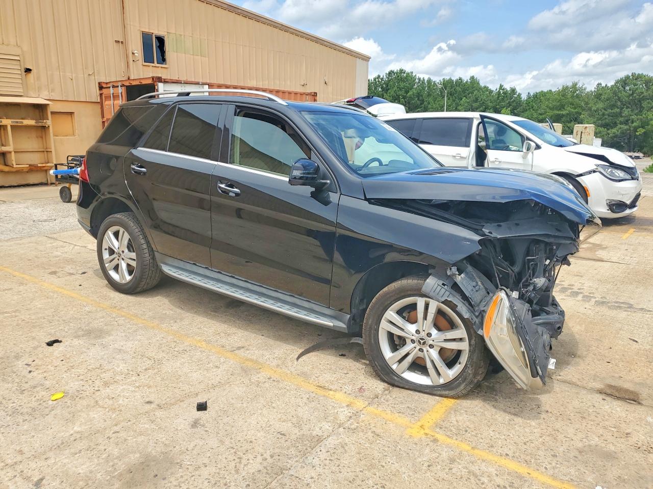 2015 Mercedes-benz Ml 350 4matic Black vin: 4JGDA5HB8FA471541