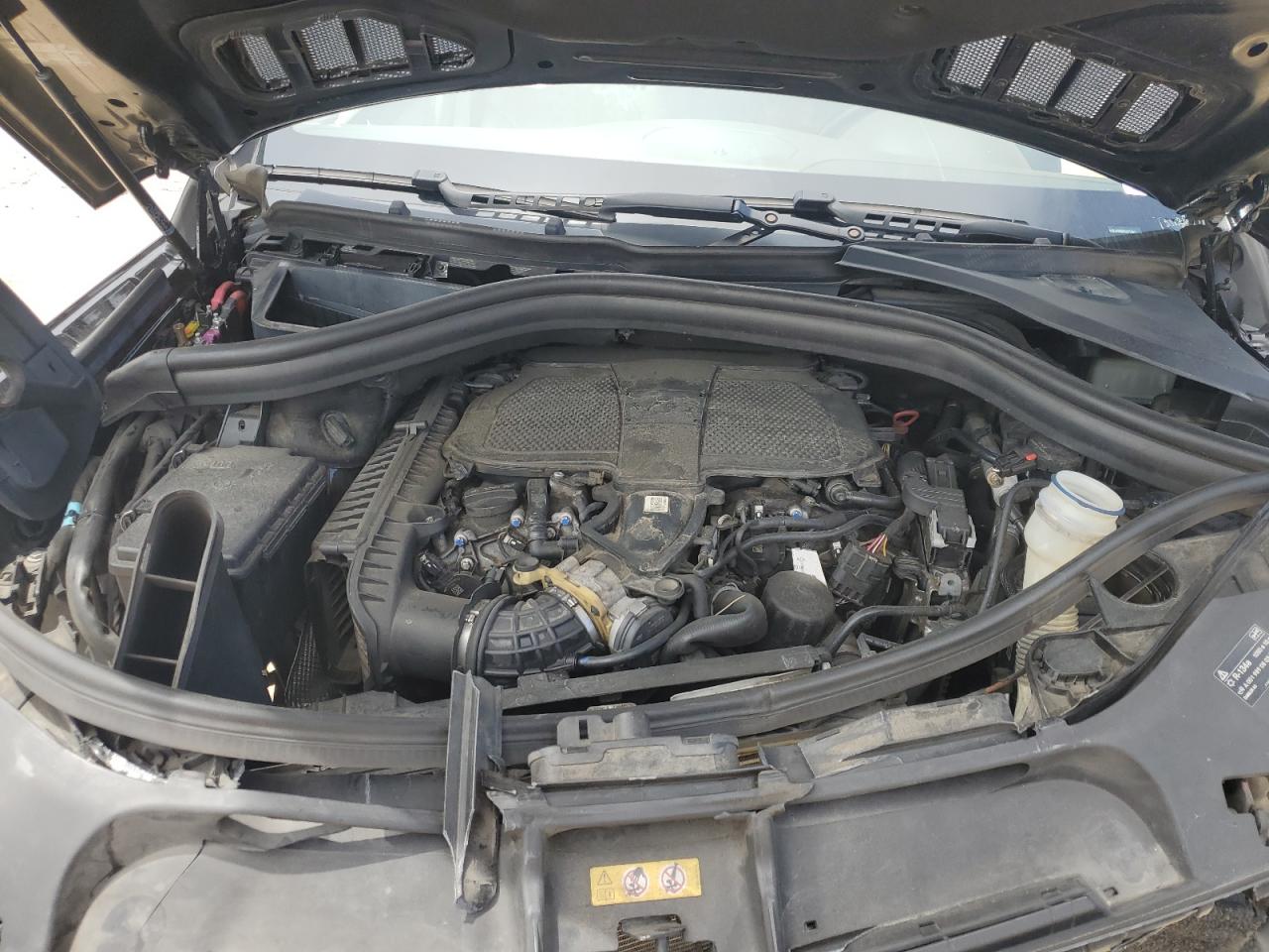 2015 Mercedes-benz Ml 350 4matic Черный vin: 4JGDA5HB8FA471541 Damage: Left Baffle, Broken, Replacement Required