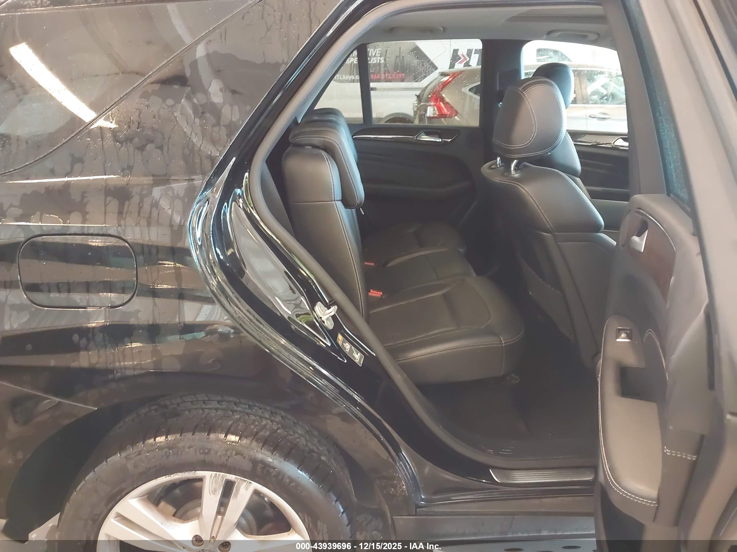 2015 Mercedes-benz Ml 350 4matic Black vin: 4JGDA5HB8FA486606