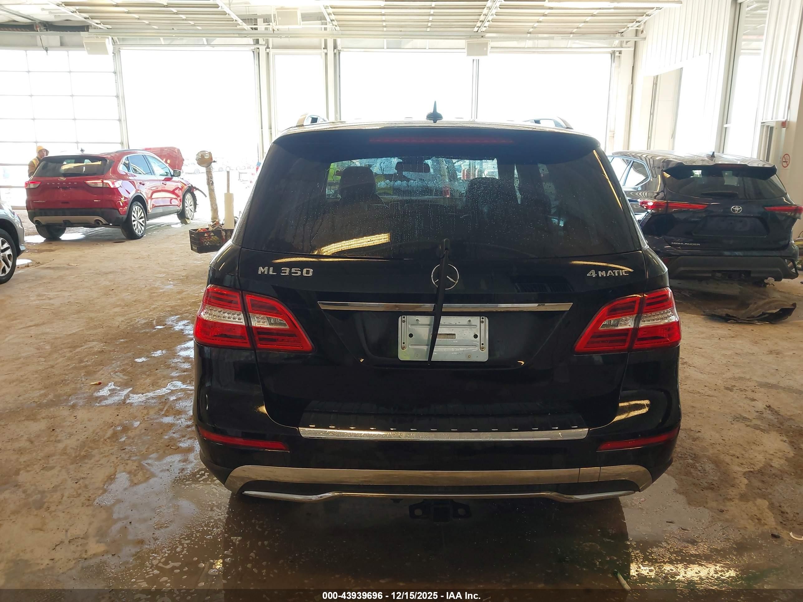 2015 Mercedes-benz Ml 350 4matic Black vin: 4JGDA5HB8FA486606