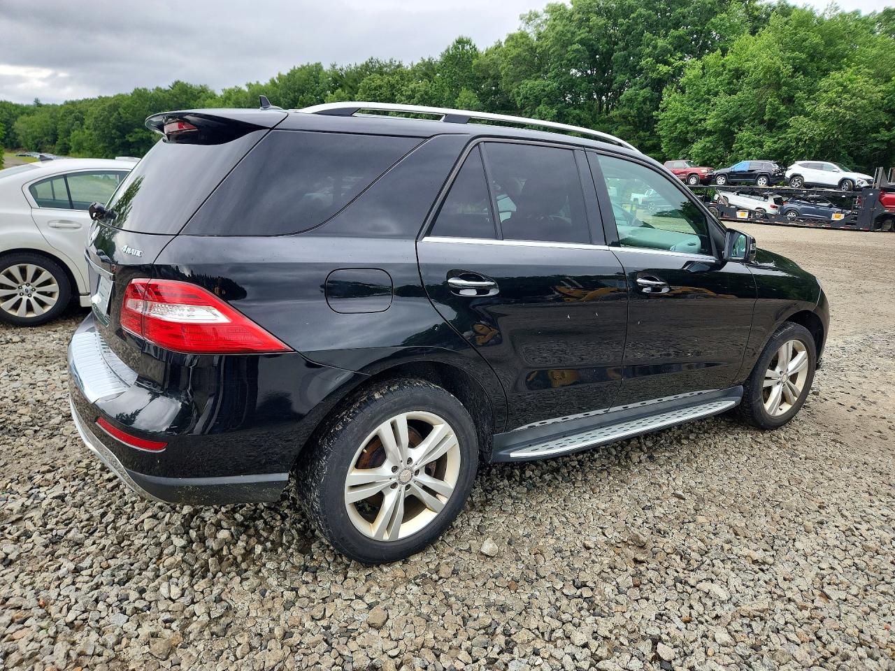 2015 Mercedes-benz Ml 350 4matic Black vin: 4JGDA5HB8FA562955