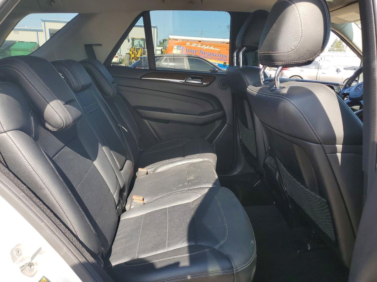2015 Mercedes-benz Ml 350 4matic White vin: 4JGDA5HB8FA584356