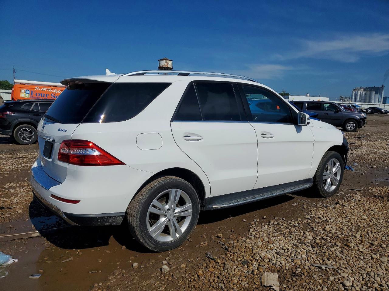 2015 Mercedes-benz Ml 350 4matic White vin: 4JGDA5HB8FA584356