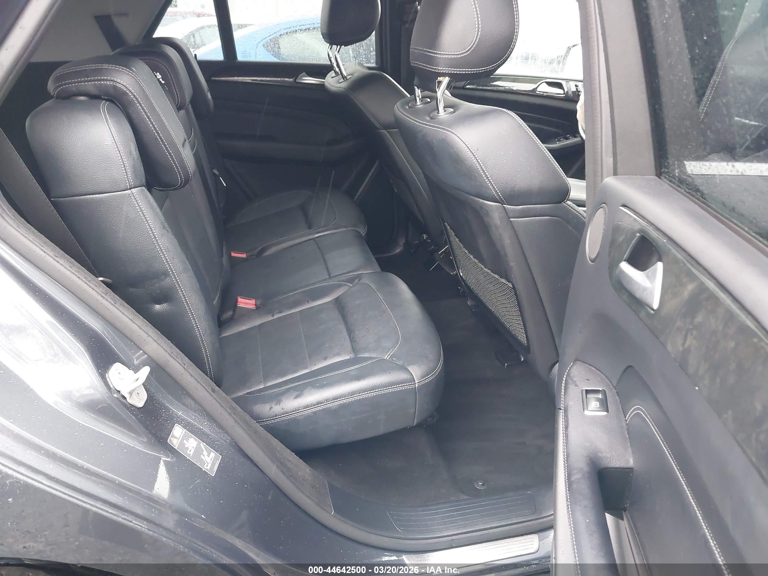 2015 Mercedes-benz Ml 350 4matic Blue vin: 4JGDA5HB8FA590738