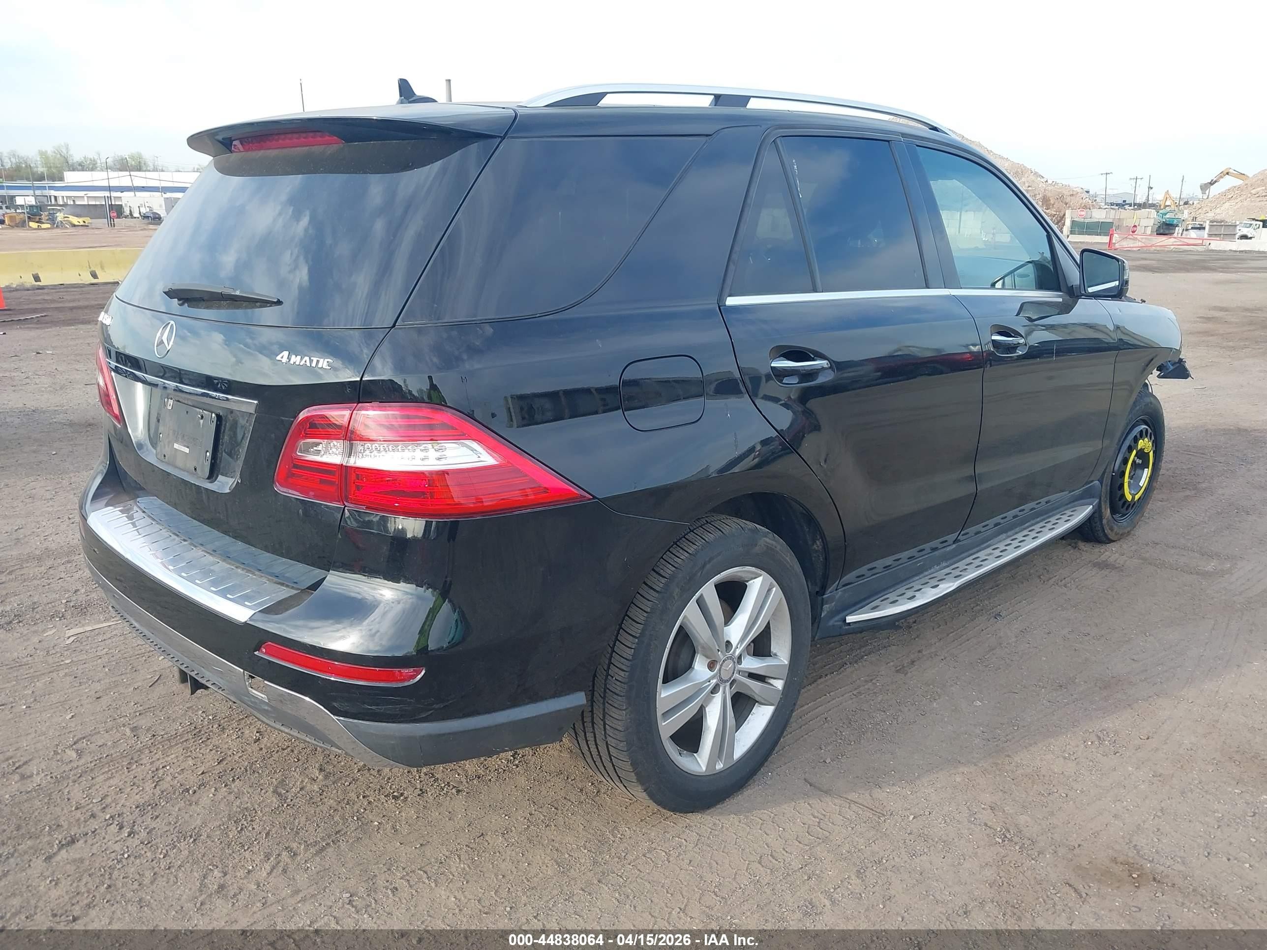 2015 Mercedes-benz Ml 350 4matic Black vin: 4JGDA5HB8FA599827