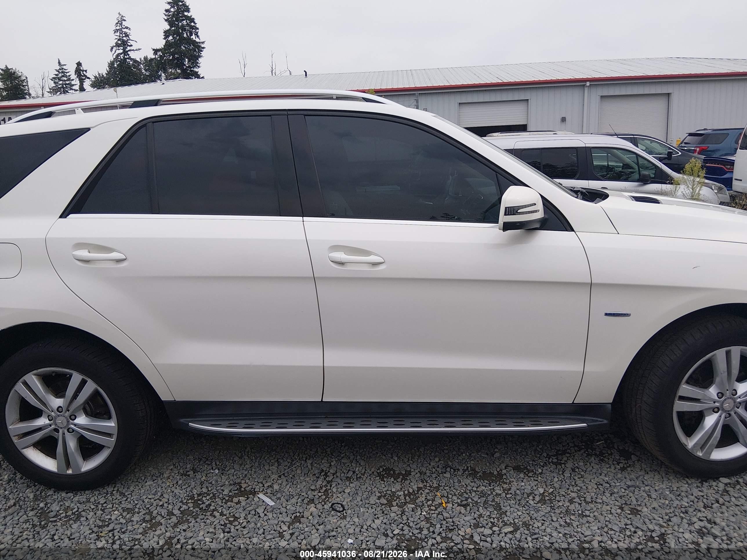 2012 Mercedes-benz Ml 350 4matic White vin: 4JGDA5HB9CA009968