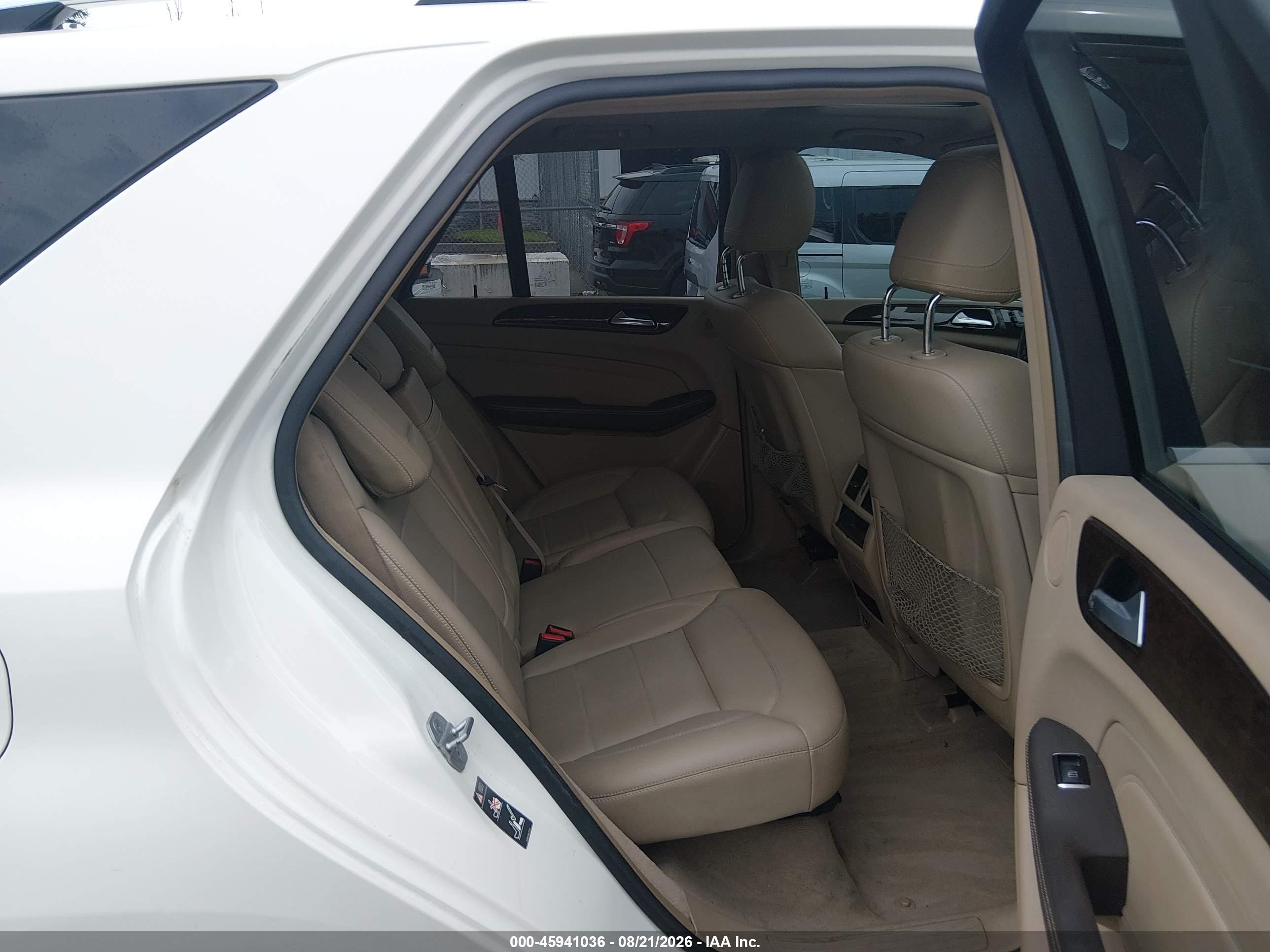 2012 Mercedes-benz Ml 350 4matic White vin: 4JGDA5HB9CA009968