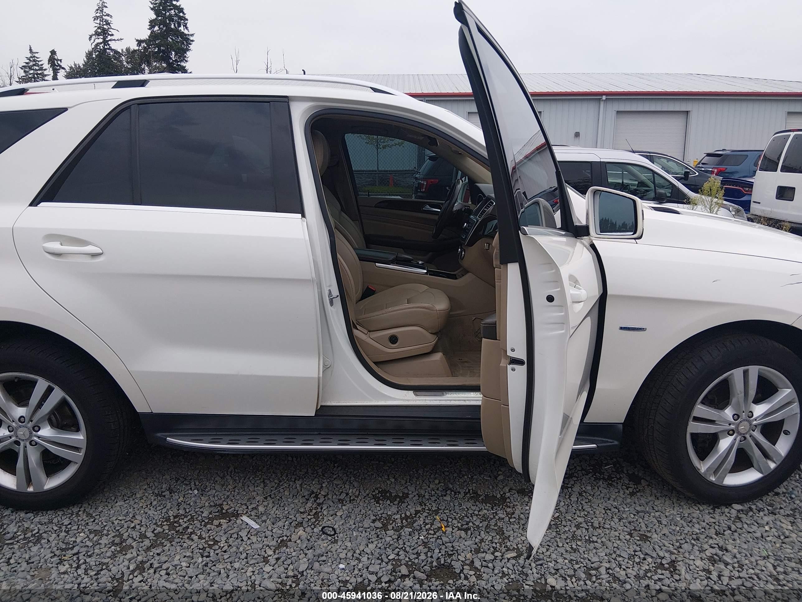 2012 Mercedes-benz Ml 350 4matic White vin: 4JGDA5HB9CA009968