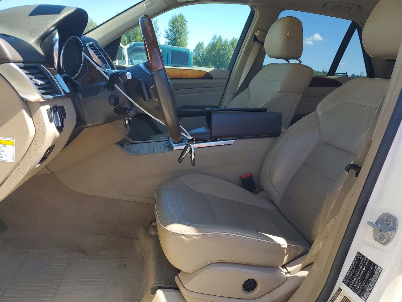 2012 Mercedes-benz Ml 350 4matic White vin: 4JGDA5HB9CA012305