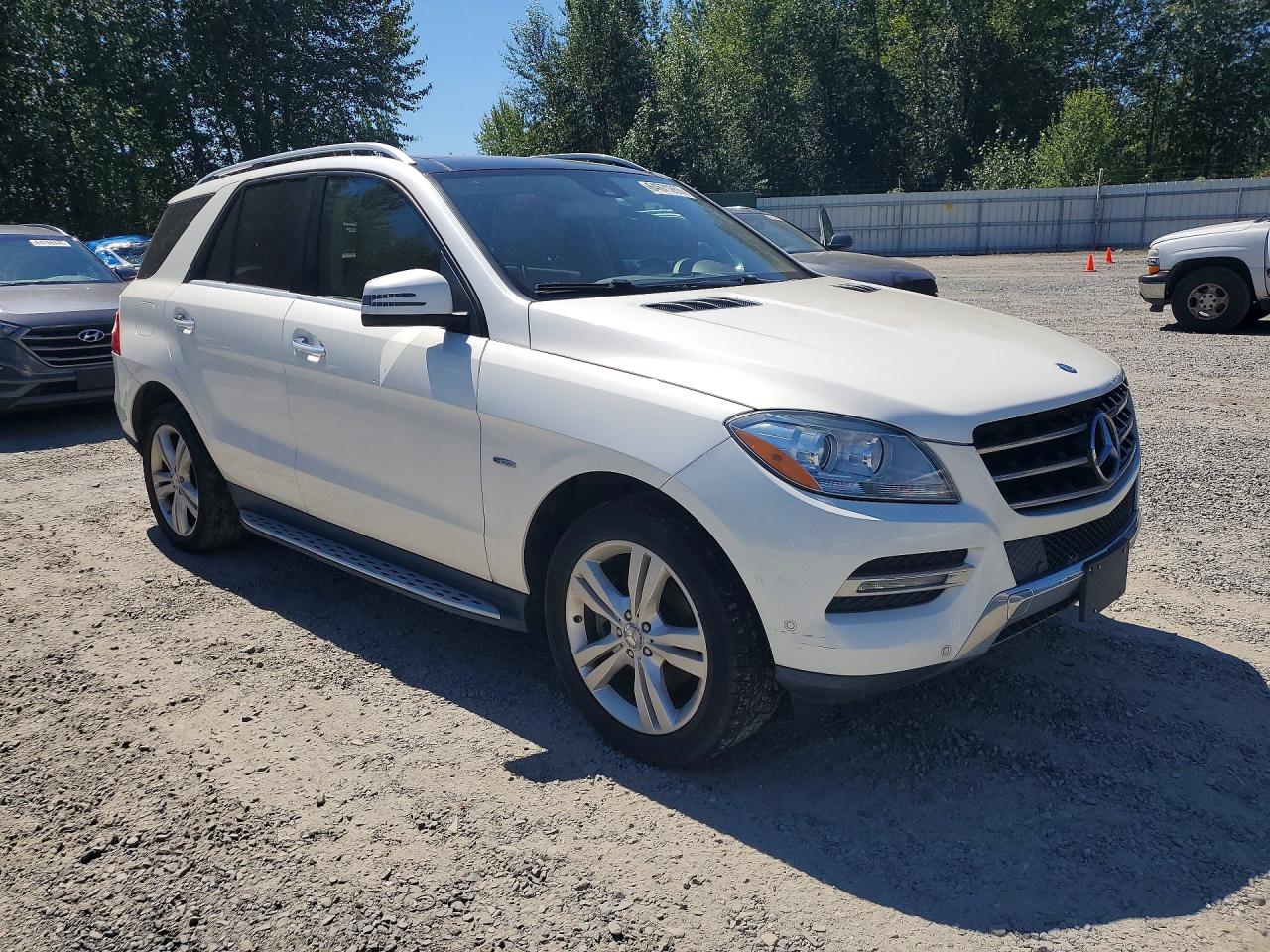 2012 Mercedes-benz Ml 350 4matic White vin: 4JGDA5HB9CA012305