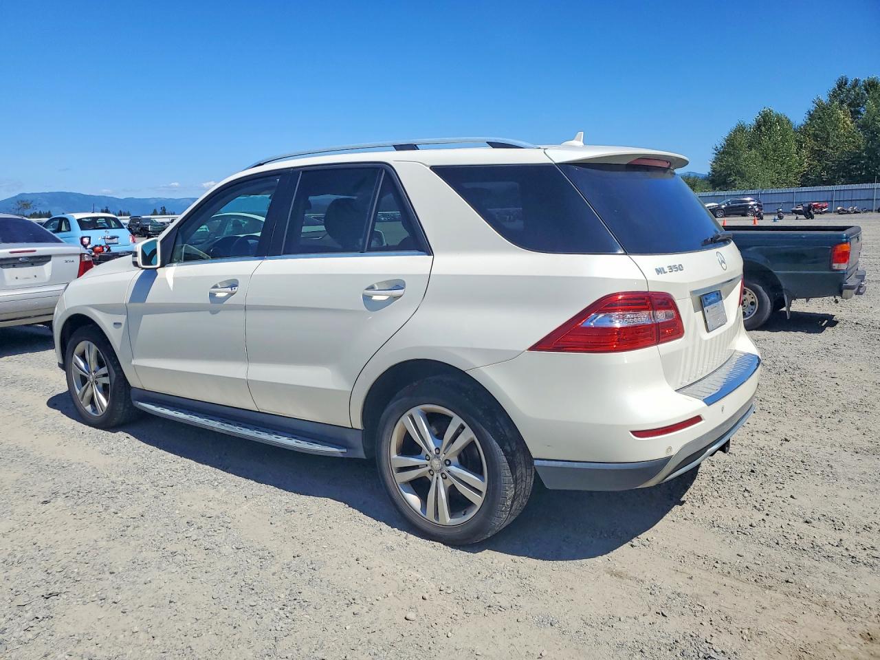2012 Mercedes-benz Ml 350 4matic White vin: 4JGDA5HB9CA012305
