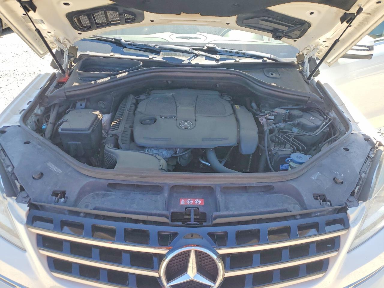 2012 Mercedes-benz Ml 350 4matic White vin: 4JGDA5HB9CA012305