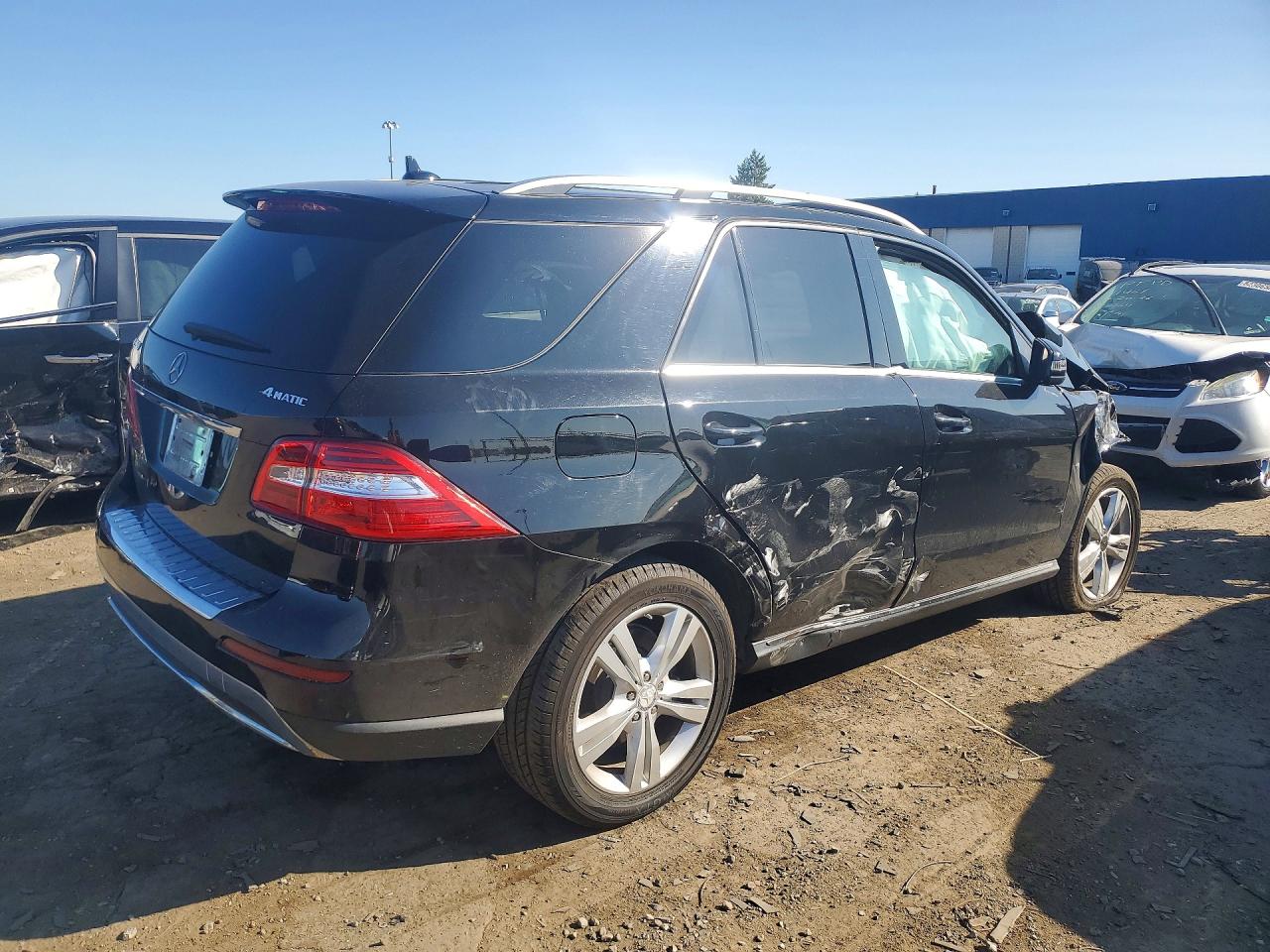 2012 Mercedes-benz Ml 350 4matic Черный vin: 4JGDA5HB9CA014202