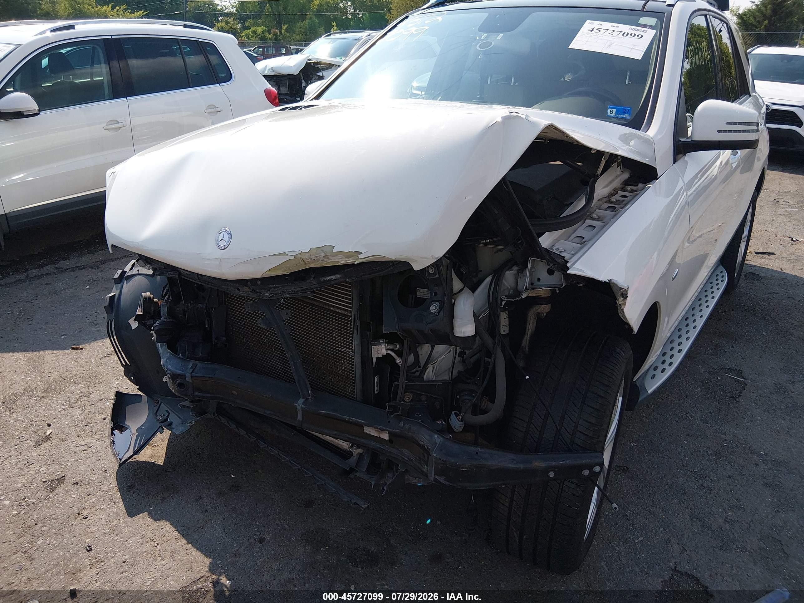 2012 Mercedes-benz Ml 350 4matic White vin: 4JGDA5HB9CA037754