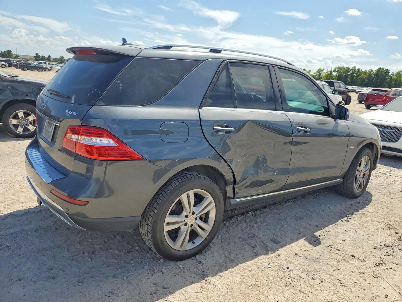 2012 Mercedes-benz Ml 350 4matic Black vin: 4JGDA5HB9CA067501