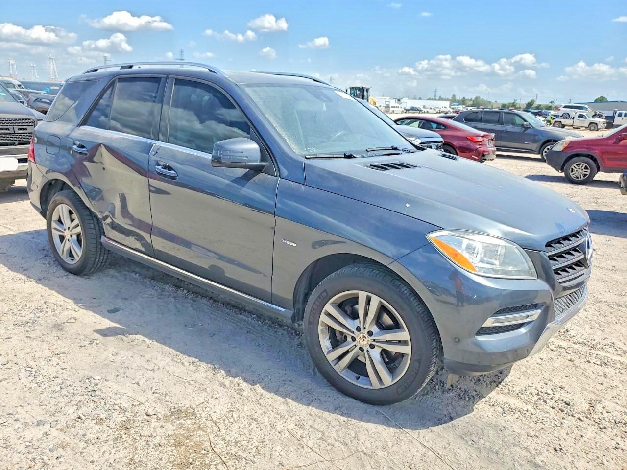 2012 Mercedes-benz Ml 350 4matic Black vin: 4JGDA5HB9CA067501