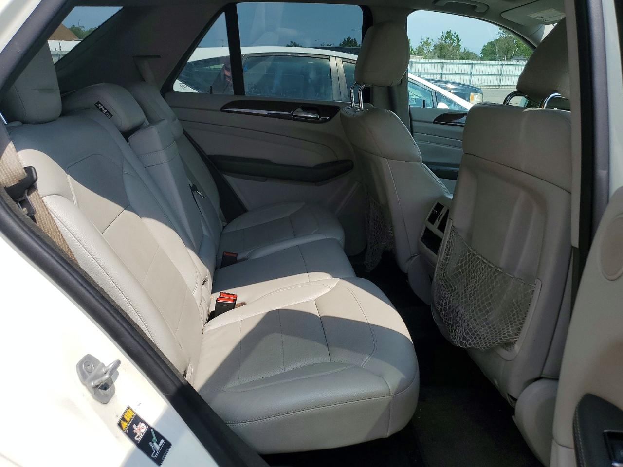 2013 Mercedes-benz Ml 350 4matic White vin: 4JGDA5HB9DA157037