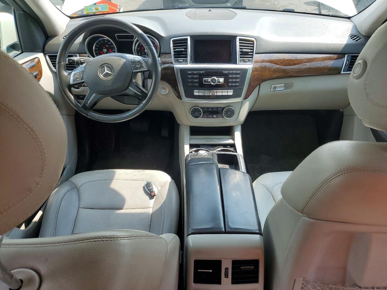2013 Mercedes-benz Ml 350 4matic White vin: 4JGDA5HB9DA157037