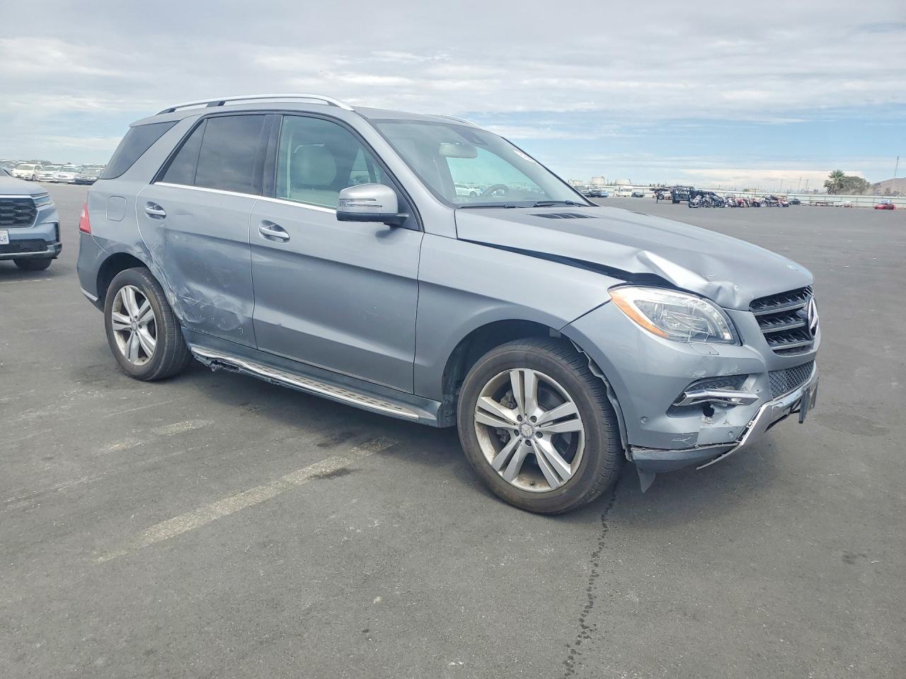 2013 Mercedes-benz Ml 350 4matic Серый vin: 4JGDA5HB9DA177322