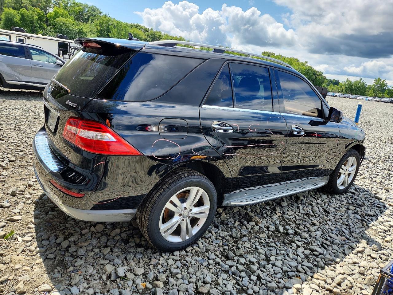 2014 Mercedes-benz Ml 350 4matic Black vin: 4JGDA5HB9EA273677