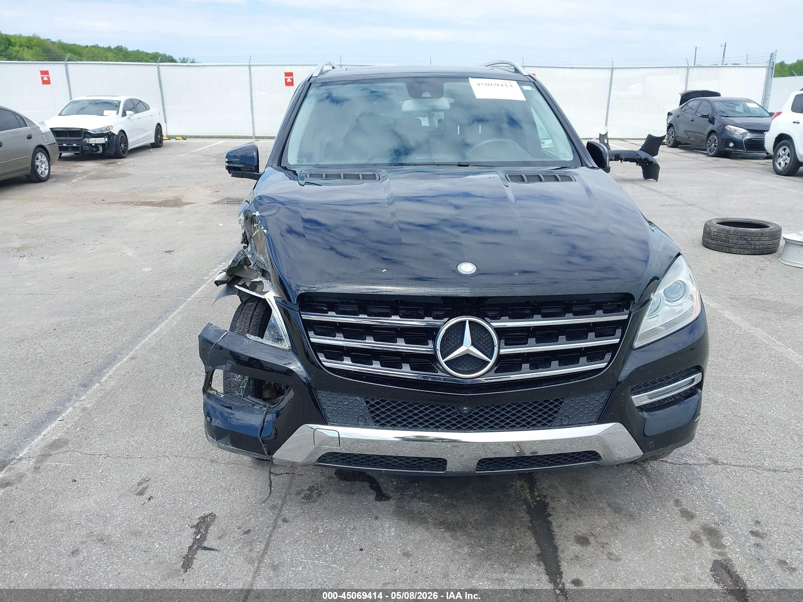 2014 Mercedes-benz Ml 350 4matic Black vin: 4JGDA5HB9EA309724