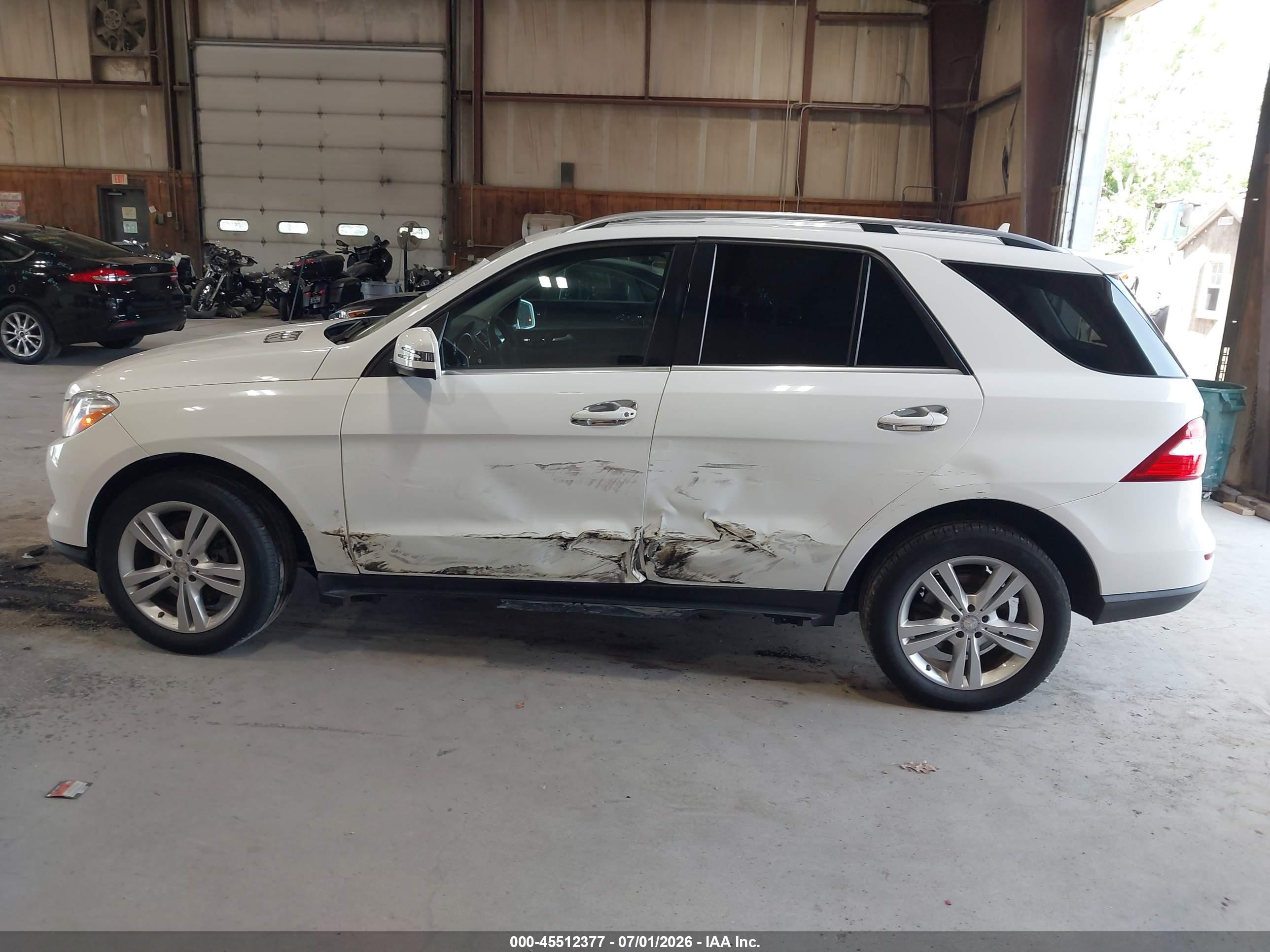 2014 Mercedes-benz Ml 350 4matic White vin: 4JGDA5HB9EA313627