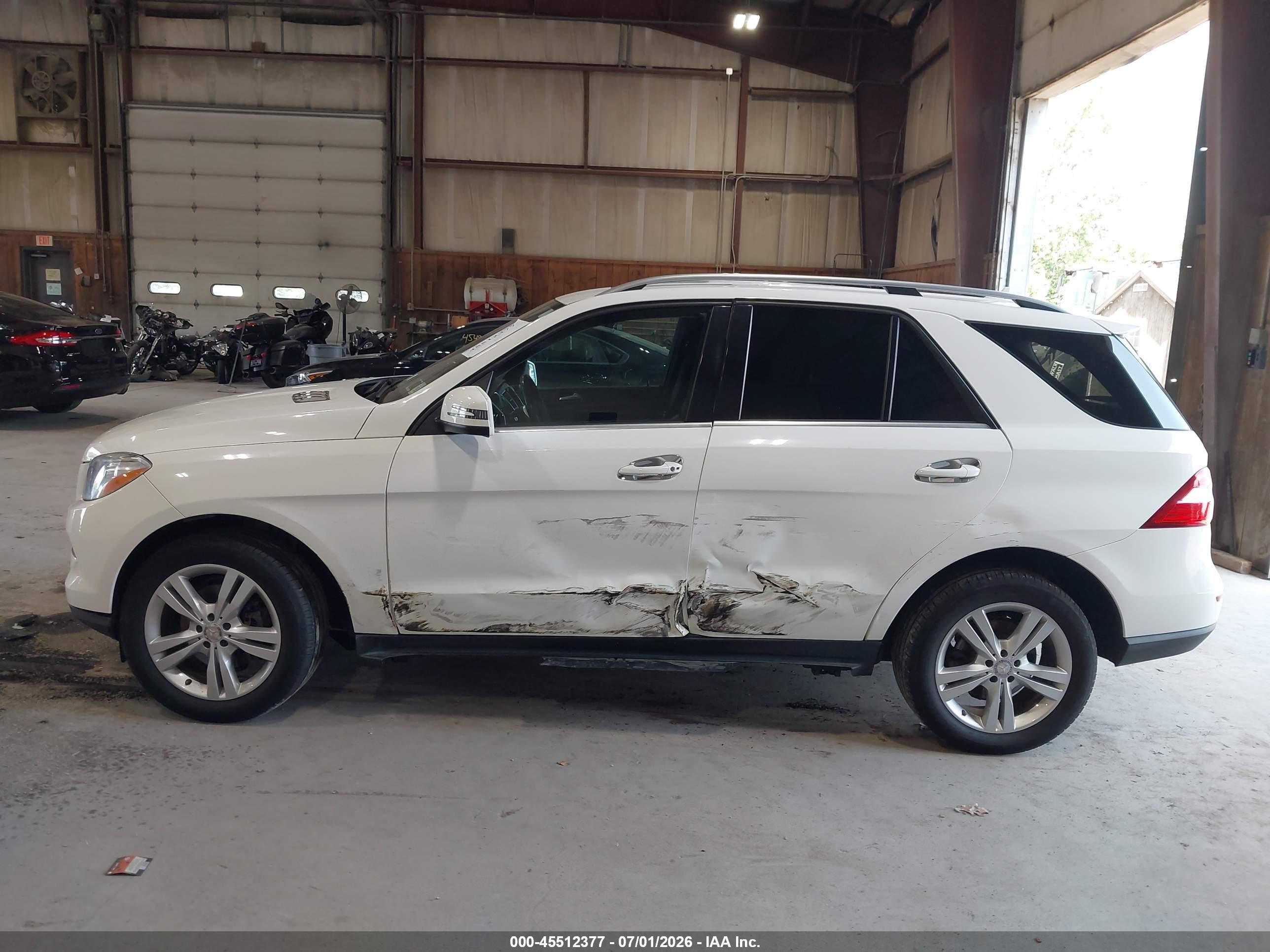 2014 Mercedes-benz Ml 350 4matic White vin: 4JGDA5HB9EA313627