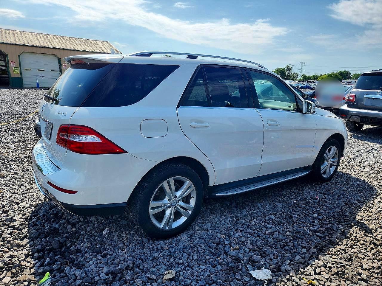 2014 Mercedes-benz Ml 350 4matic White vin: 4JGDA5HB9EA346157