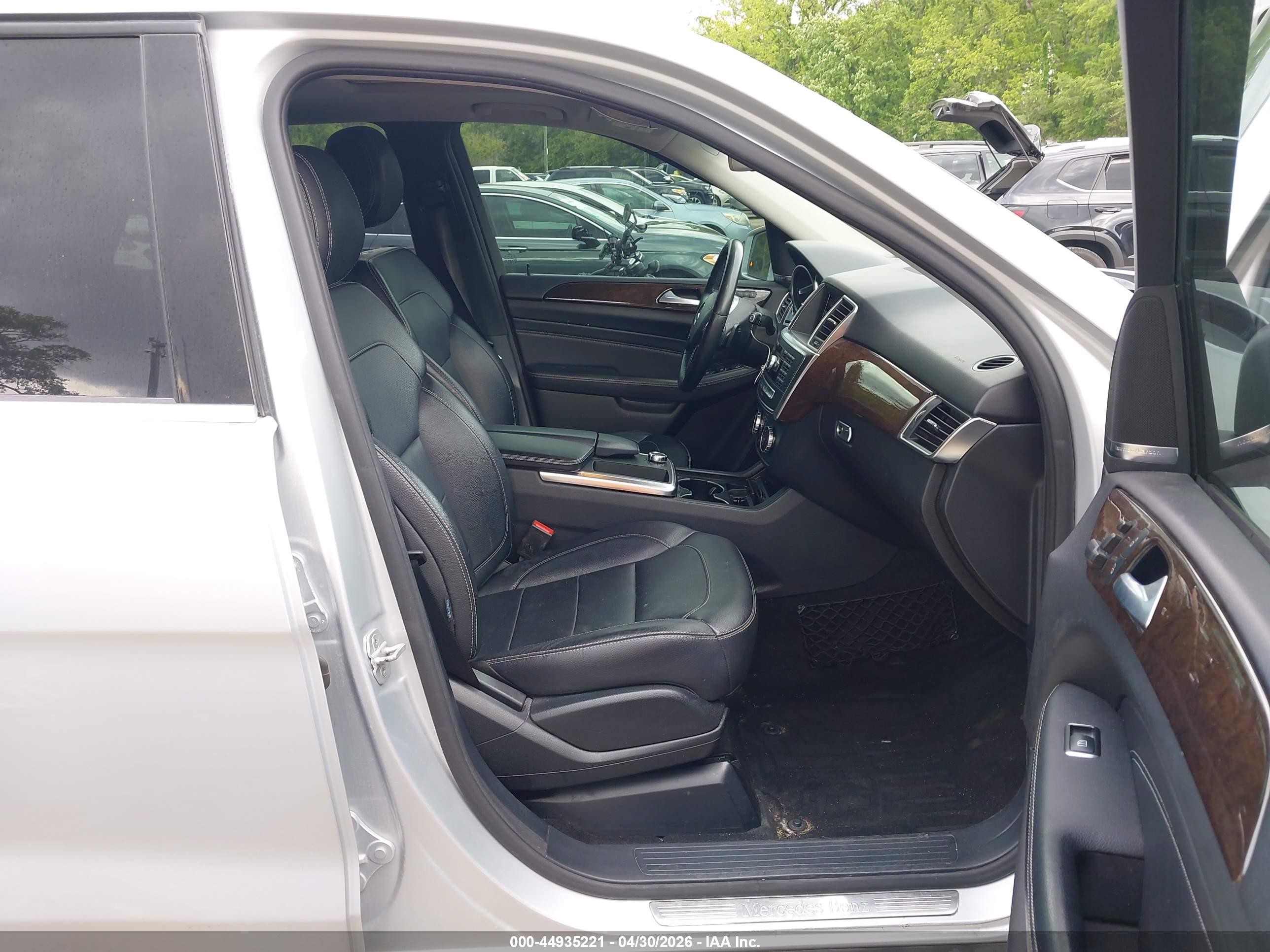2014 Mercedes-benz Ml 350 4matic Silver vin: 4JGDA5HB9EA372743