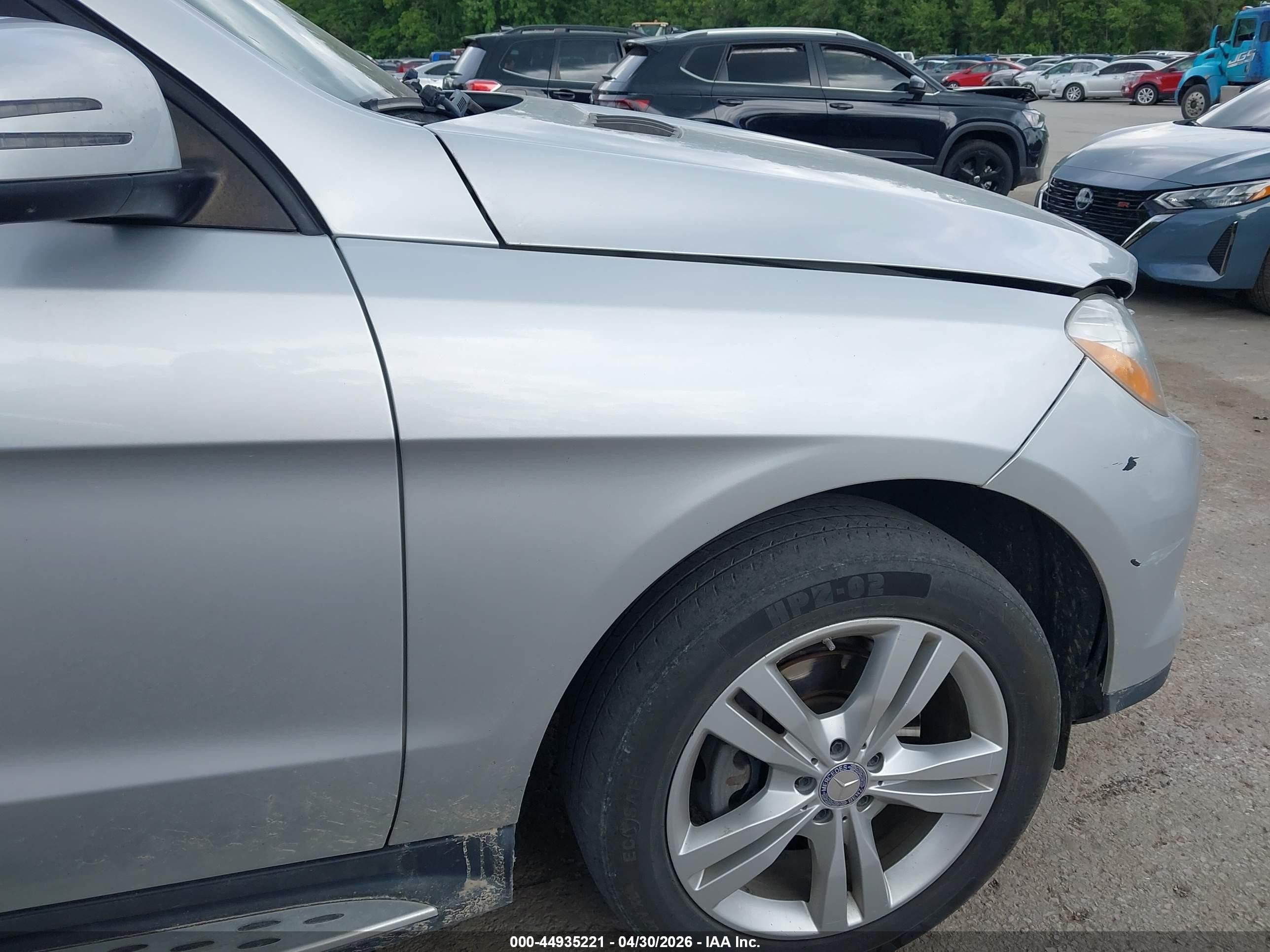 2014 Mercedes-benz Ml 350 4matic Silver vin: 4JGDA5HB9EA372743